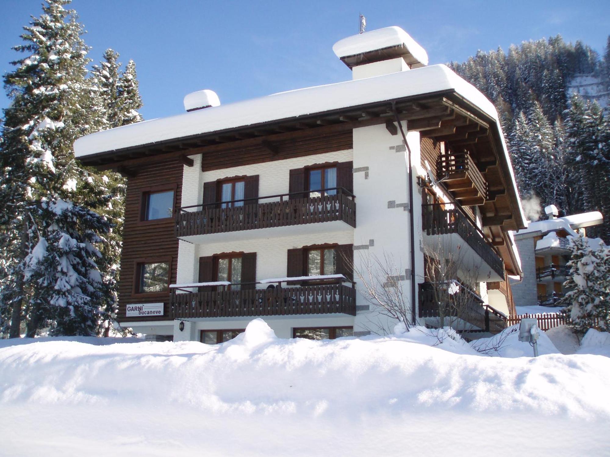Garni Bucaneve Madonna di Campiglio Ngoại thất bức ảnh