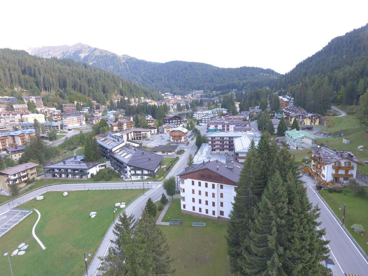 Garni Bucaneve Madonna di Campiglio Ngoại thất bức ảnh