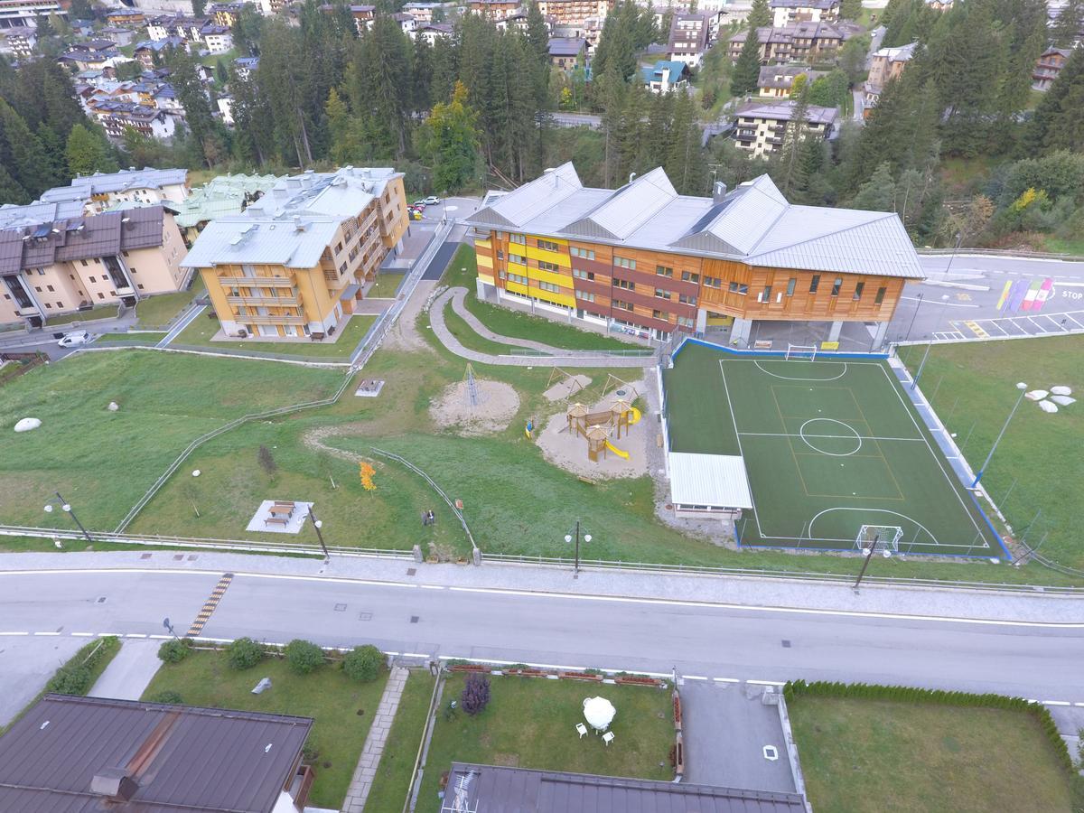 Garni Bucaneve Madonna di Campiglio Ngoại thất bức ảnh